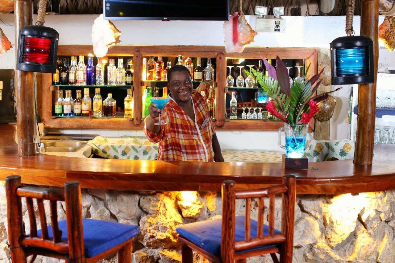 加勒比别墅酒店 Lívingston 外观 照片